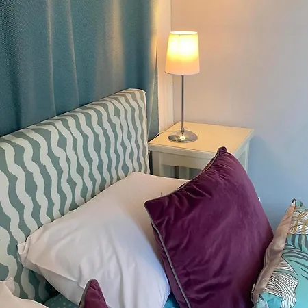 Serendipity Bed and Breakfast 3*